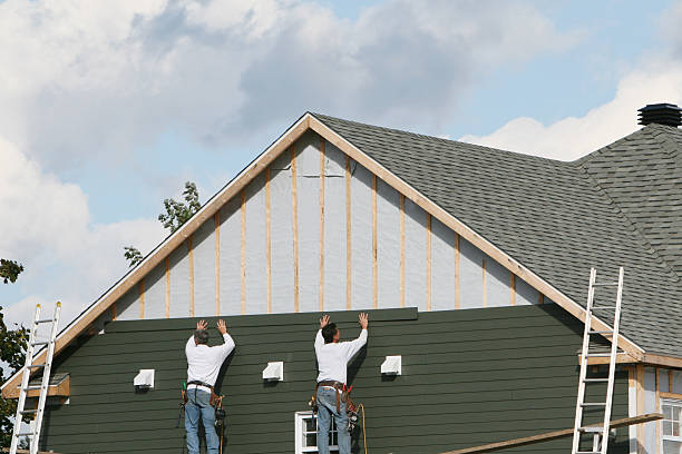 Professional Siding Installation technician working in Maple, NC